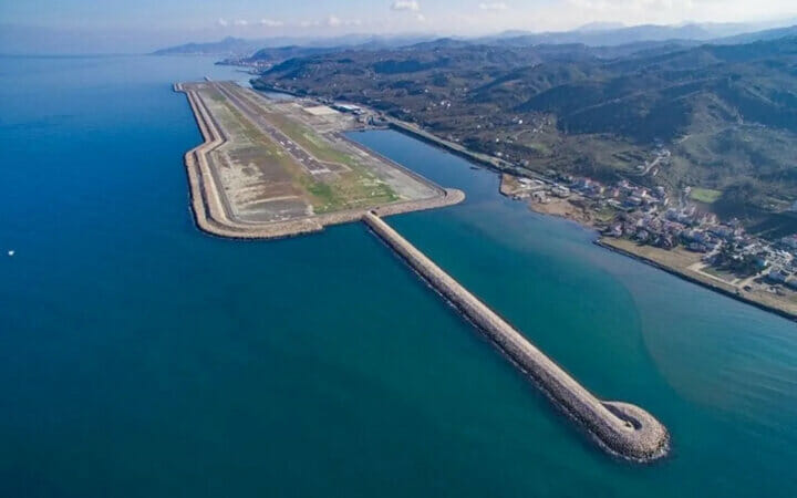 مطار مائي في تركيا