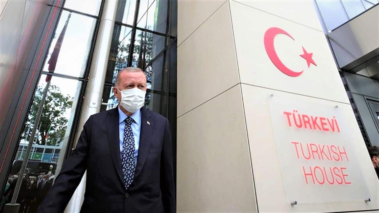 أردوغان يفتتح البيت التركي الذي يعكس قوة تركيا المتصاعدة