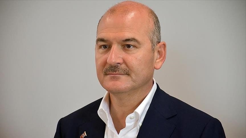 سليمان صويلو يبحث مع نظيرته البريطانية عدد من القضايا