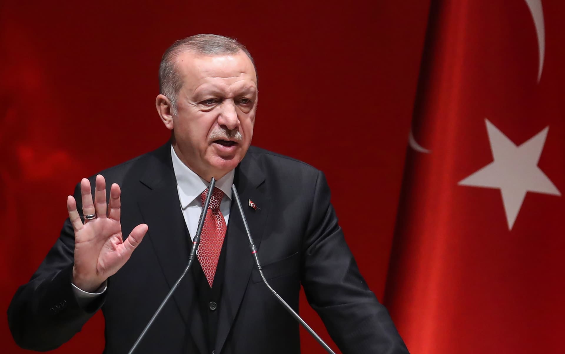 أردوغان.. مخلصون باقتراح إعداد أول دستور مدني لتركيا 2023