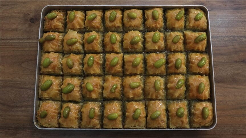 البقلاوة بالزيتون طبق هاتاي على الموائد العالمية