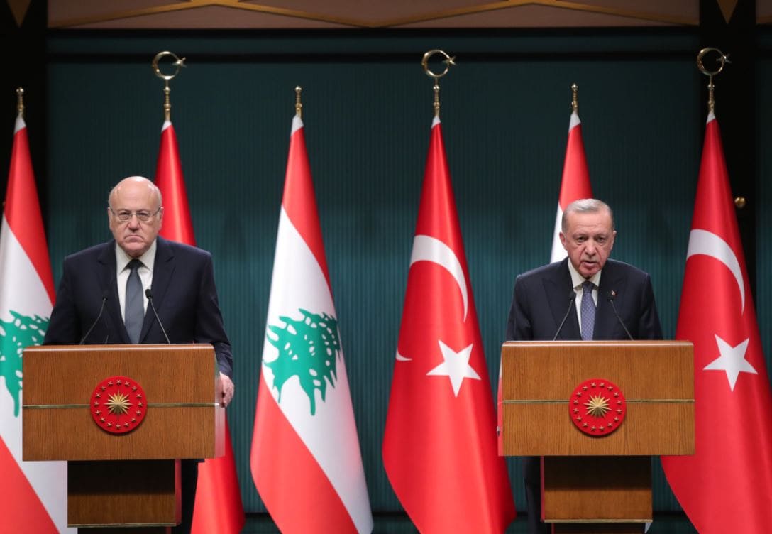 أردوغان.. سنواصل الوقوف إلى جانب لبنان
