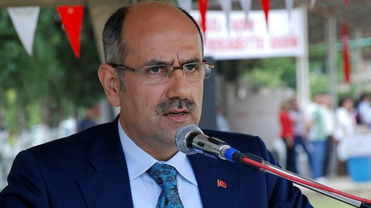 وحيد كيريشجي Vahit Kirişçi وزير الزراعة الجديد في تركيا.