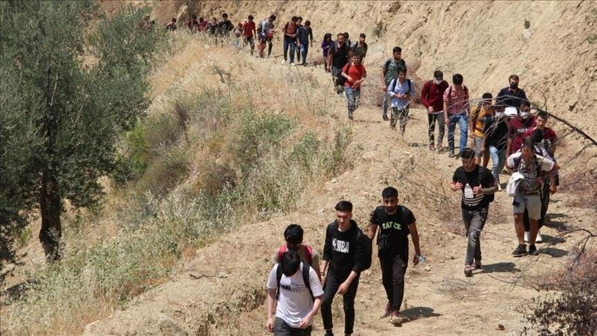 مهاجرين غير شرعيين