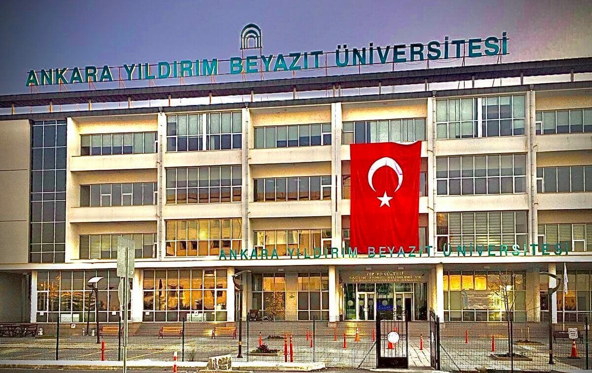 جامعة أنقرة Ankara Üniversitesi