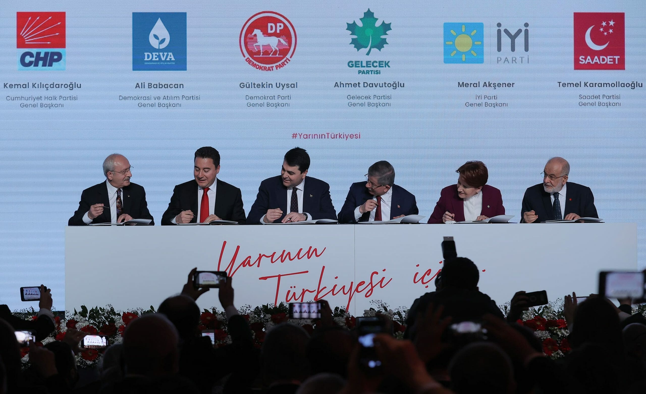 المعارضة التركية تخطط لإلغاء عطلة 15 تموز الرسمية