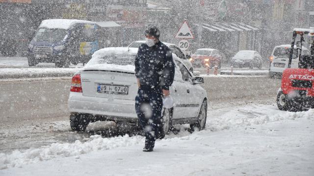  الأرصاد التركية تحذر من تساقط الثلوج في العديد من المدن 