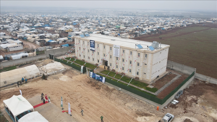 الإغاثة التركية تبني سكنا للطالبات في أعزاز السورية