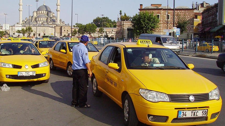 سيارات الأجرة في إسطنبول