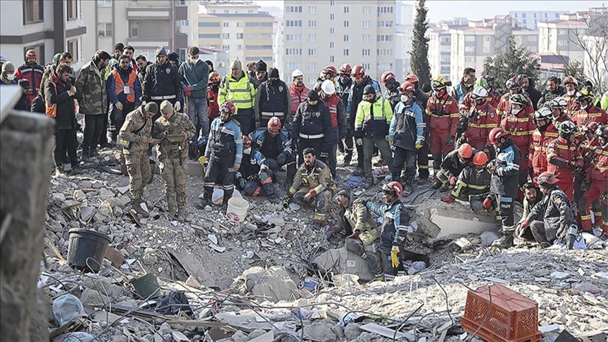 زلزال تركيا.. ارتفاع حصيلة الوفيات إلى 31 ألفا و643