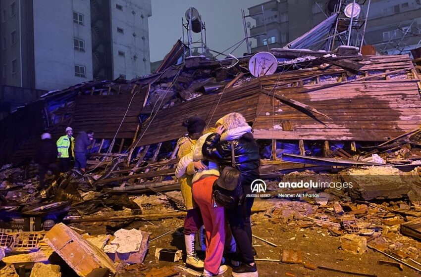  صور.. زلزال بقوة 7.4 درجات يضرب ولاية قهرمان مرعش جنوبي تركيا