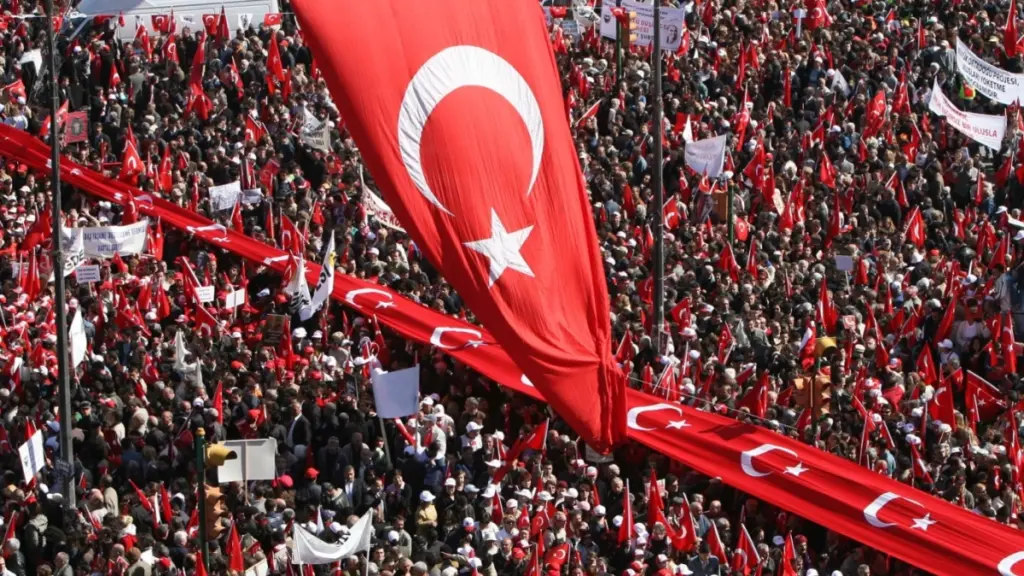 الأتراك العرب.. ثالث أكبر عرق في تركيا