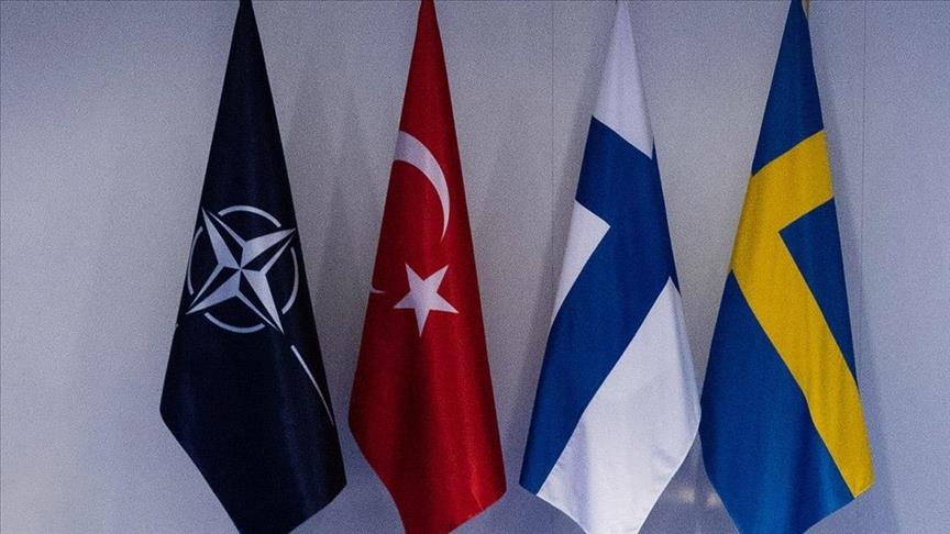 تركيا تجري مباحثات مع السويد وفنلندا والناتو