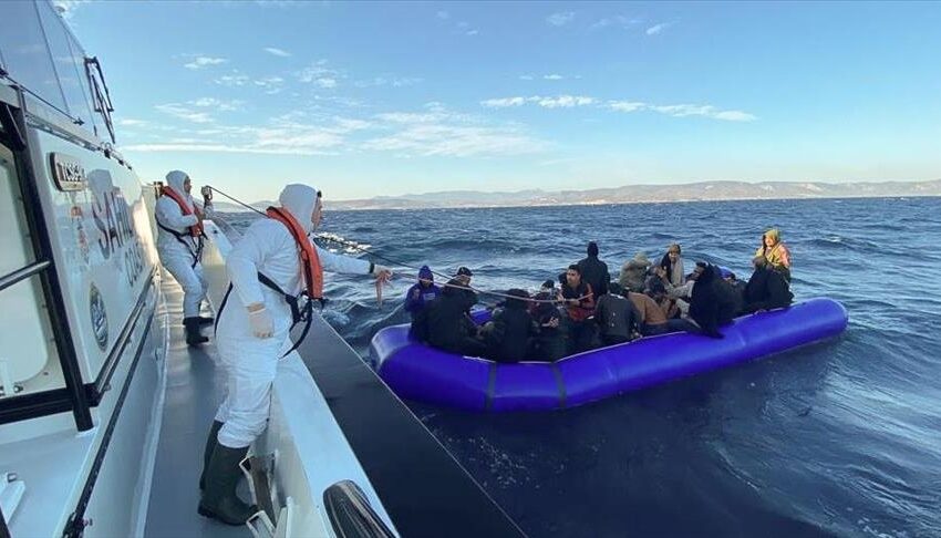 خفر السواحل التركية ينقذ 14 مهاجرا في بحر إيجة