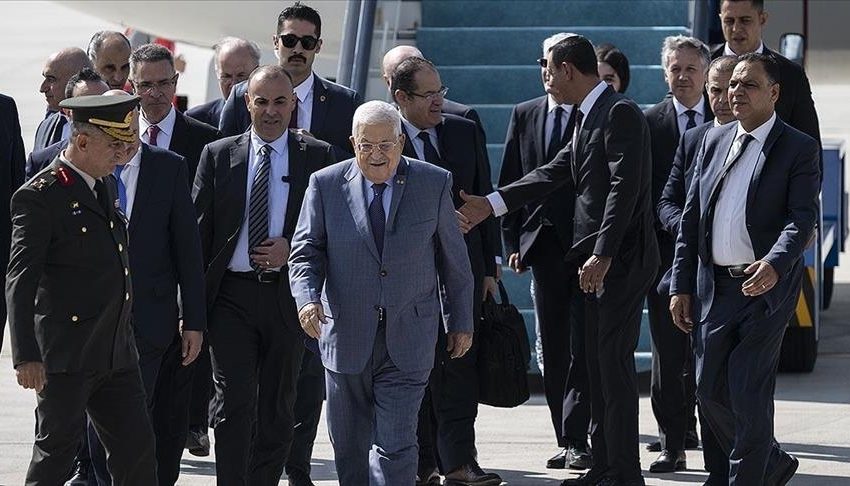  تلبية لدعوة أردوغان.. الرئيس الفلسطيني يصل أنقرة