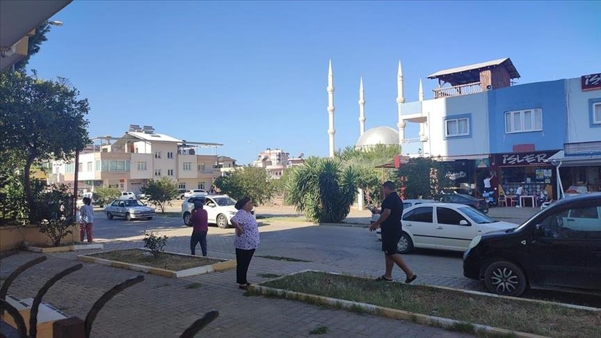زلزال بقوة 5.5 درجات يضرب ولاية أضنة جنوبي تركيا