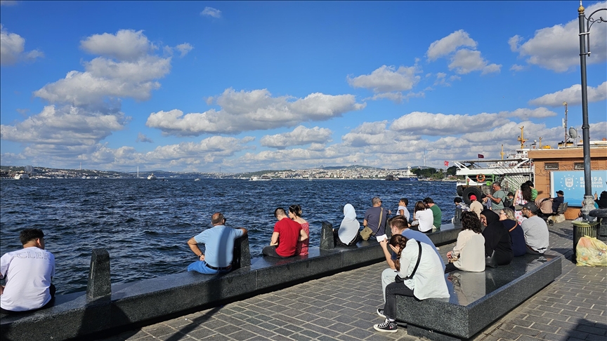 استكشاف سحر إمينونو الخالد.. قلب إسطنبول التاريخي