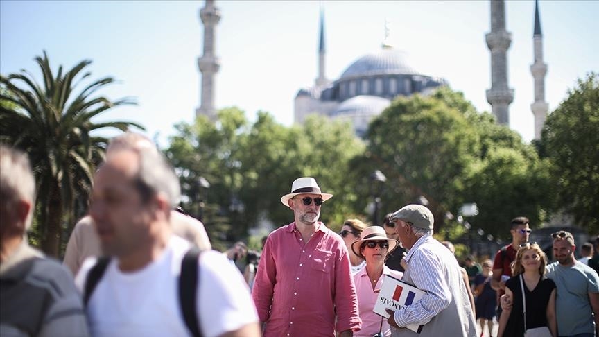 وزير الثقافة والسياحة التركي: استقبلنا 22.9 مليون سائح في النصف الأول من 2023