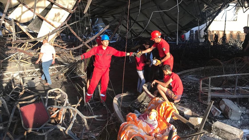 العراق.. مصرع 100 شخصا وإصابة 150 آخرين في حريق بنينوى