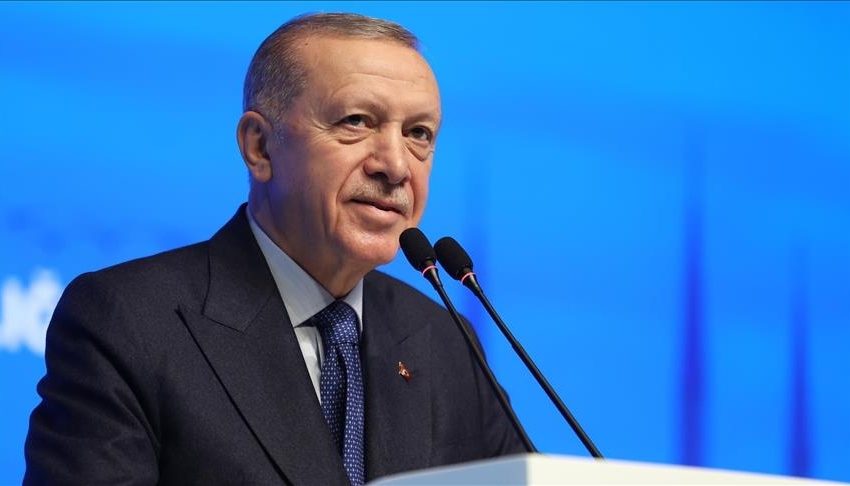 الرئيس التركي يعلن زيادة الحد الأدنى للأجور بنسبة 49 بالمئة
