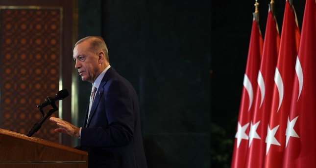 أردوغان يشارك في حفل تقديم إجازة أبحاث الحديث الشريف الدولية