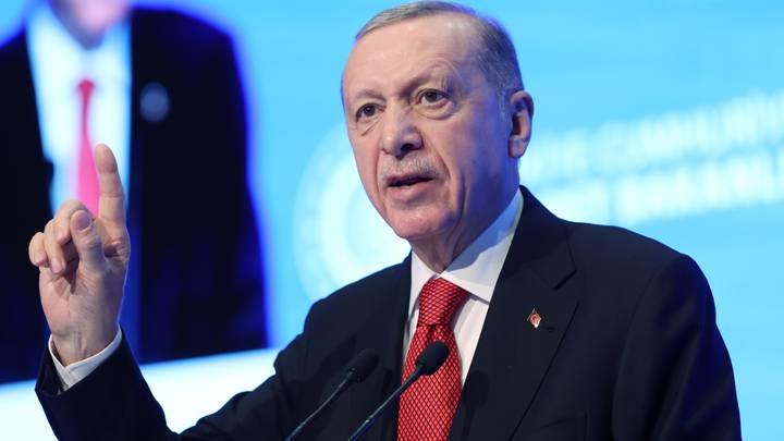 الرئيس التركي: لن نسمح بضرب الرياضة