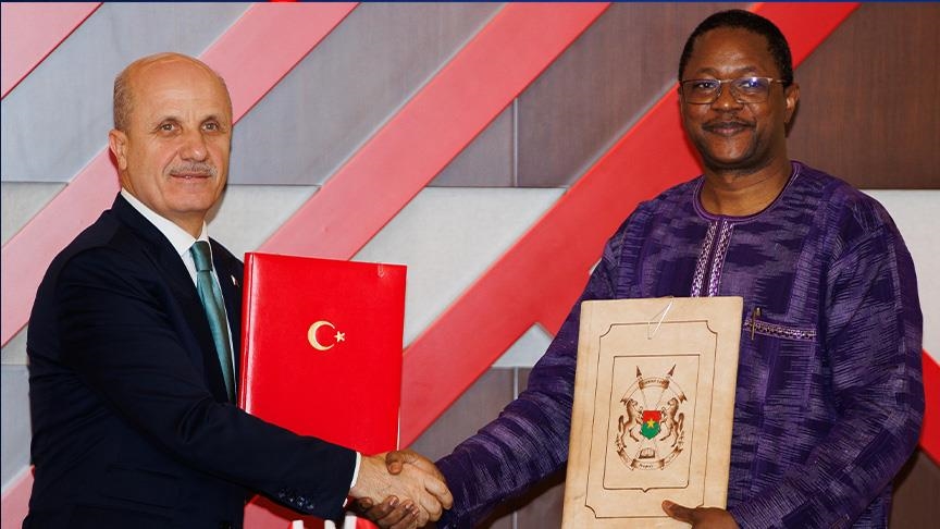 تركيا وبوركينا فاسو توقعان مذكرة تفاهم في مجال التعليم العالي