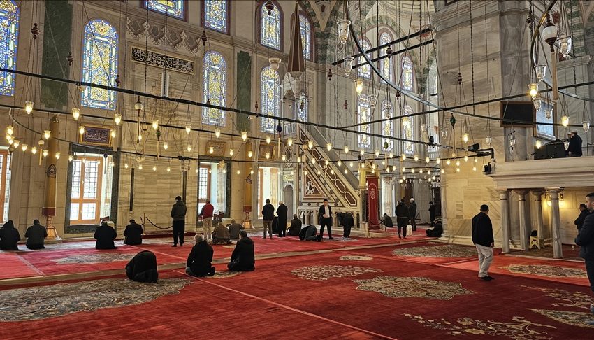  بأجواء روحانية.. إسطنبول تستقبل شهر رمضان المبارك