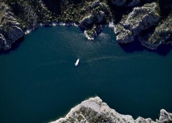 تركيا.. 100 ألف زائر يقعون في حب أخدود شاهين قايا