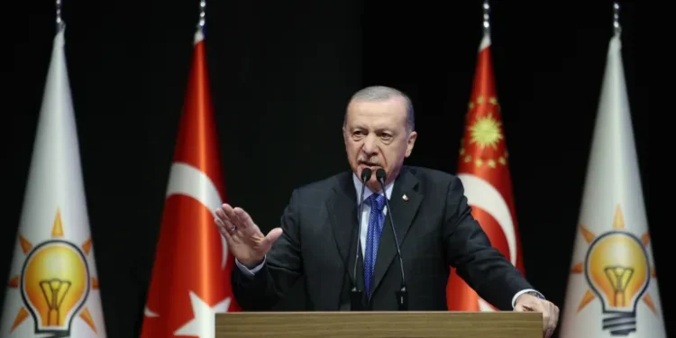 كيف يعيد أردوغان تعريف الميثاق الوطني في ظل التهديدات الإقليمية؟