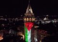 شاهد إضاءة علم فلسطين على برج غالاطة سراي في إسطنبول التركية