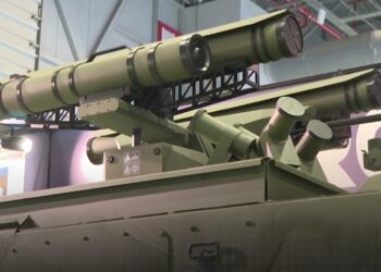 تركيا تعرض مدرعتها المسيرة الجديدة AZMAN 6x6 في معرض ساها إكسبو 2024