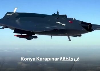 المسيرة الحربية التركية العنقاء 3 تقصف الهدف بدقة تامة بصواريخ طولون الوطنية