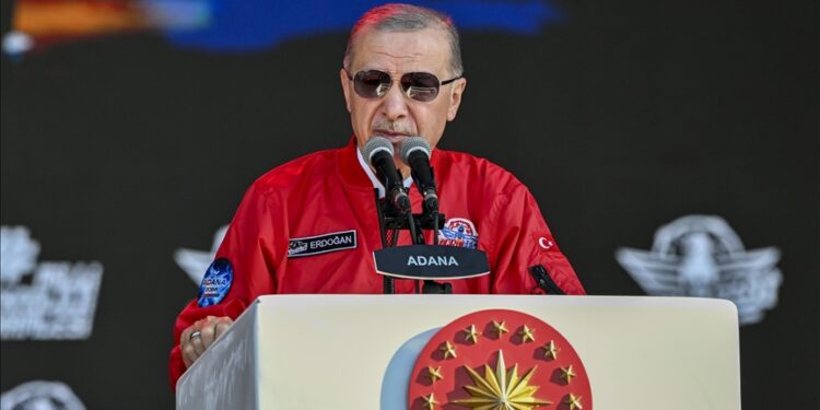 أردوغان: أصبحنا نصدر منتجات دفاعية لدول كانت ترفض تزويدنا بها