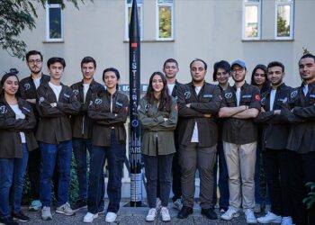 تم بنجاح اختبار إطلاق الصاروخ ذو المحرك الهجين المسمى "إستقبال"