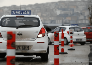 تركيا.. توقعات بارتفاع تكاليف رخصة قيادة السيارات