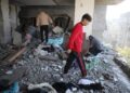 غزة.. استشهاد نحو 100 فلسطيني خلال يوم بمجازر الاحتلال الإسرائيلي