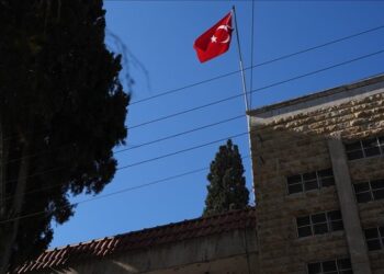 تركيا تعيد افتتاح قنصليتها بحلب السورية