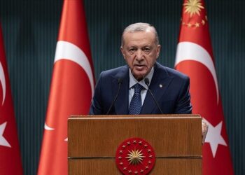 أردوغان: سنقوم بما يلزم حال وجود ما ينذر بتفكيك سوريا