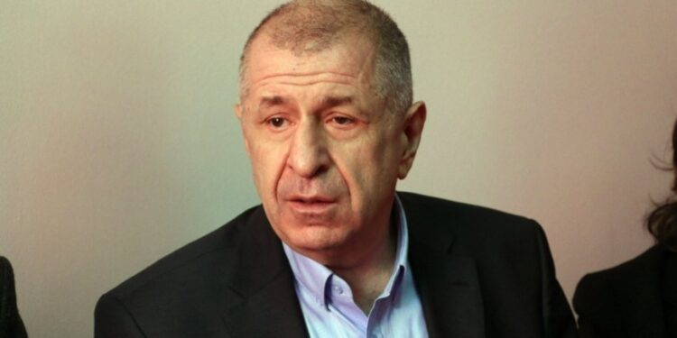 تركيا.. توقيف أوميت أوزداغ بتهمة إهانة رئيس الجمهورية