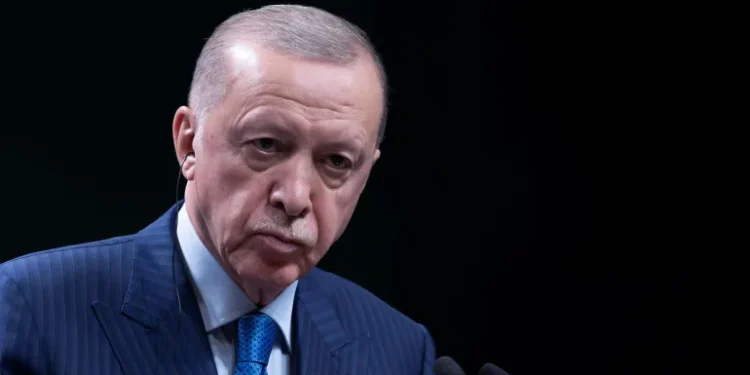 أردوغان في آسيا.. استدعاء العثمانية وتعزيز النفوذ التركي