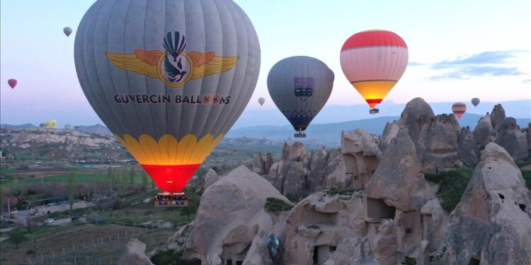 تركيا تستقبل أكثر من مليوني زائر أجنبي في يناير