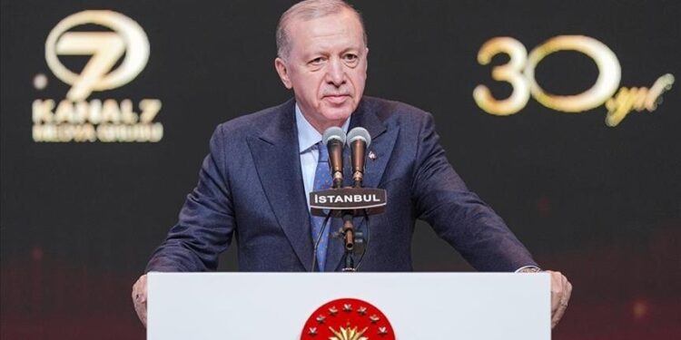 أردوغان: دخلنا مرحلة جديدة نحو تركيا خالية من الإرهاب