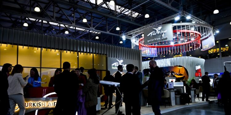 تركيا.. توقعات باستقبال أكثر من 7 ملايين سائح روسي في 2025