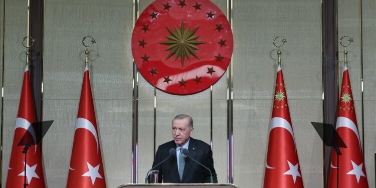 أردوغان: اتفاق الشرع وعبدي شاهين سيخدم السلام في سوريا