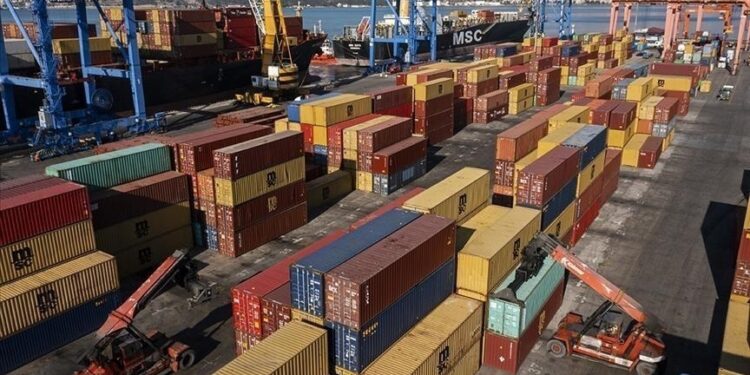تركيا.. التجارة الخارجية بالليرة تبلغ 335 مليارا بالربع الأول