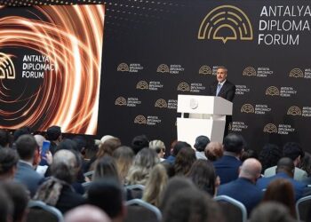 فيدان: استضفنا بمنتدى أنطاليا الدبلوماسي أكثر من 6 آلاف شخص