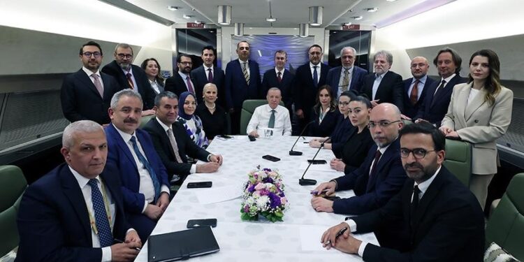أردوغان: لن نسمح بفرض أمر واقع أو تهديد استقرار سوريا