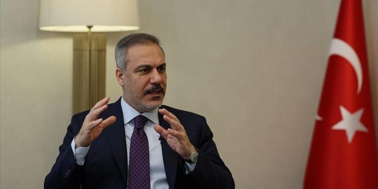 فيدان يتجه إلى بروكسل للمشاركة باجتماع وزراء خارجية "الناتو"