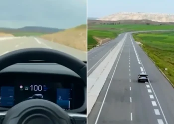 عزف بالسيارات.. تركيا تطلق أول طريق موسيقي يجمع بين القيادة والأنغام